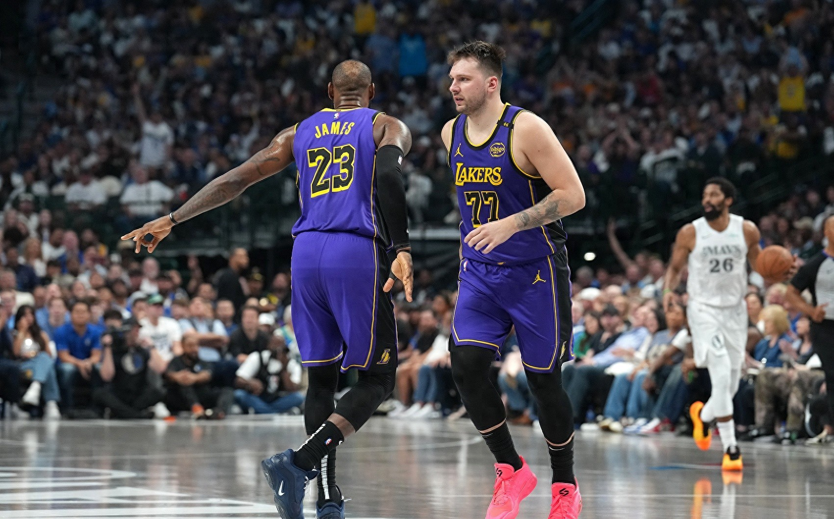 今晚欧超杯焦点战,洛杉矶湖人造点机会,信心回归,身体对抗强度拉满的简单介绍 今晚欧超杯焦点战,洛杉矶湖人造点机会,信心回归,身体对抗强度拉满的简单介绍