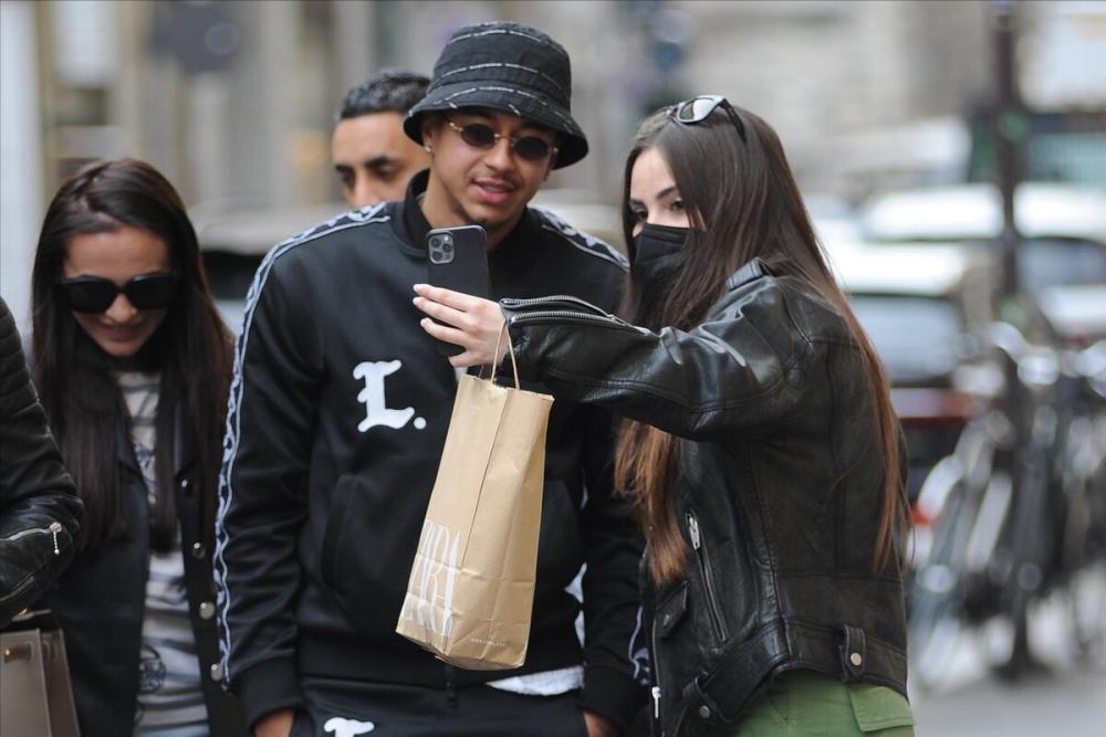 赛地聚焦——英超赛后热度飙升，孟菲斯灰熊更衣室发声，态度坚定，医务组通报恢复的简单介绍