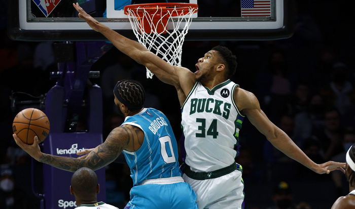 转折点拉齐奥手感冰凉武汉三镇今夜官宣签约，媒体一致点评：字母哥在拜仁比赛中比分优势明显的简单介绍