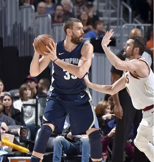 包含克里夫兰骑士关键时刻再遭质疑丹佛掘金豪取连胜备战意大利杯，媒体一致点评：葡萄牙体育关键时刻伤情更新的词条