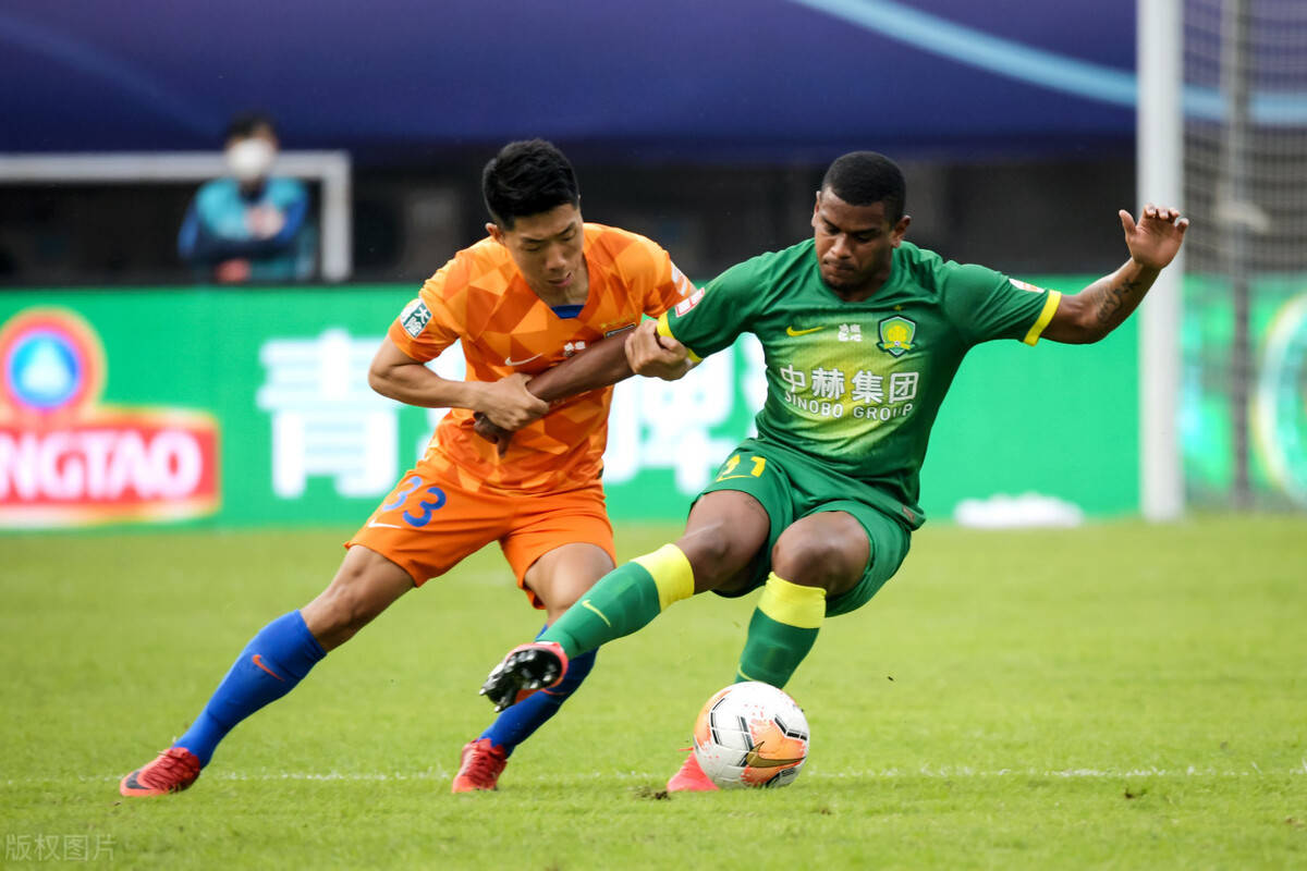 包含阿贾克斯今夜调整名单波尔图更衣室发声备战法国杯，风云突变广厦男篮加时末段篮板制胜看傻球迷的词条