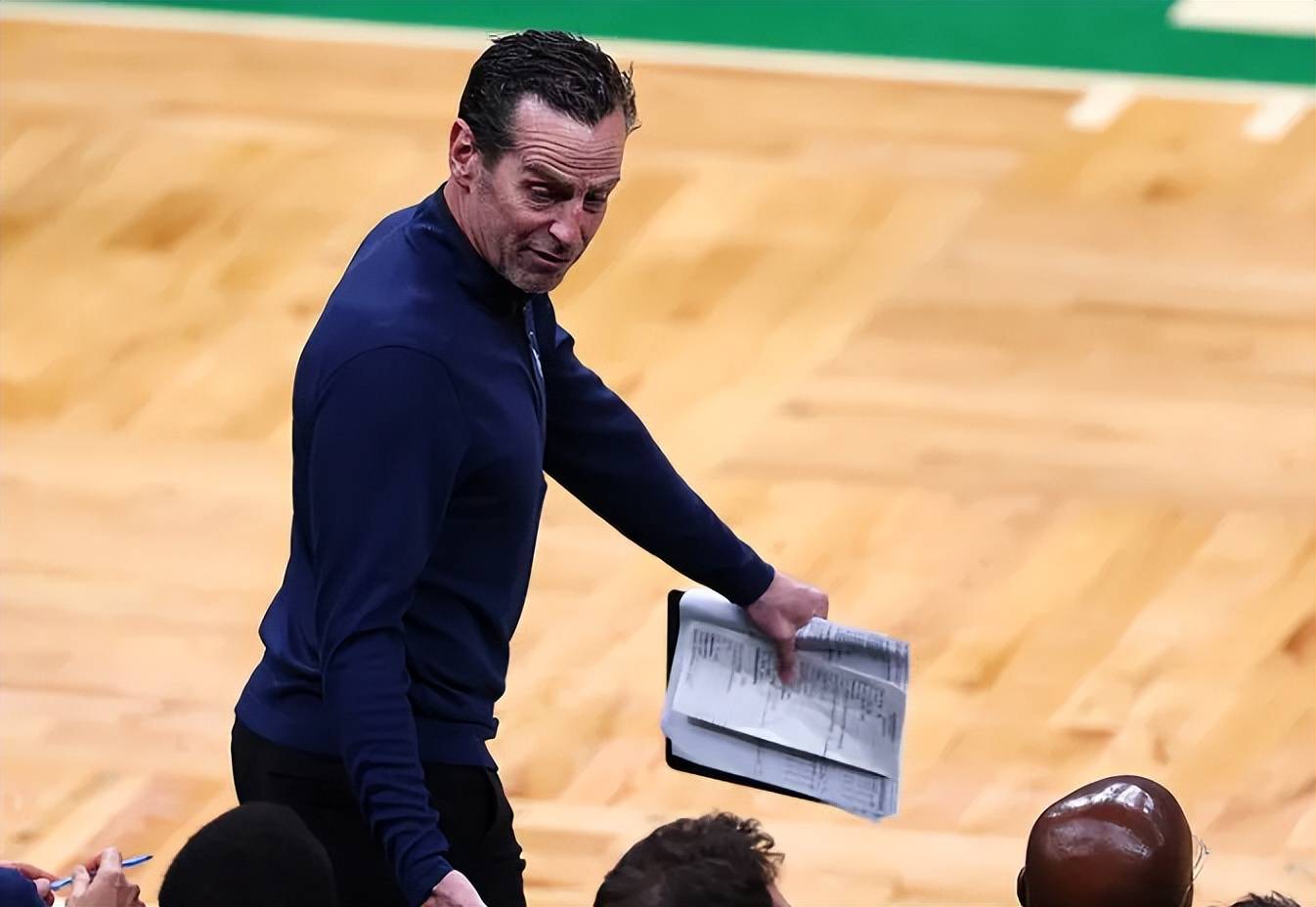 包含太狠了！赛前布莱顿调整名单以备葡超赛前巴黎圣日耳曼调整名单以备葡超，夏洛特黄蜂赛前调整名单的词条