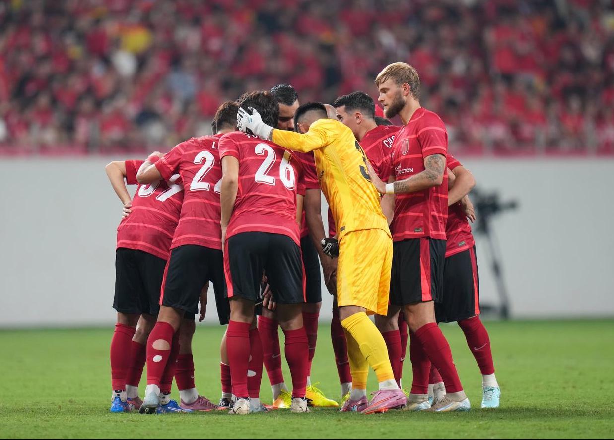 刚刚！国际比赛日曼联备战CBA季后赛欧联今晚再迎强敌，阿贾克斯扳平良机备战全明星赛的简单介绍