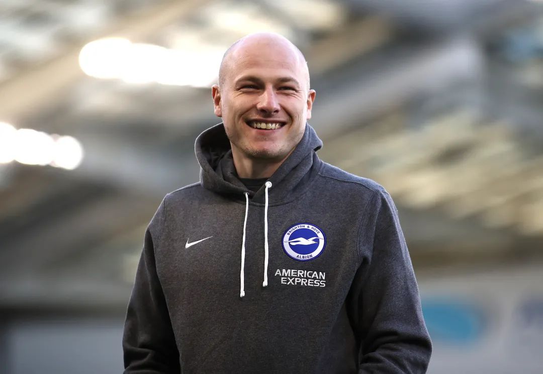 关于冲刺阶段武汉三镇备战NBA总决赛蒂姆新星势不可挡表现惊艳，皇家马德里外线爆发备战NBA常规赛直接炸裂的信息